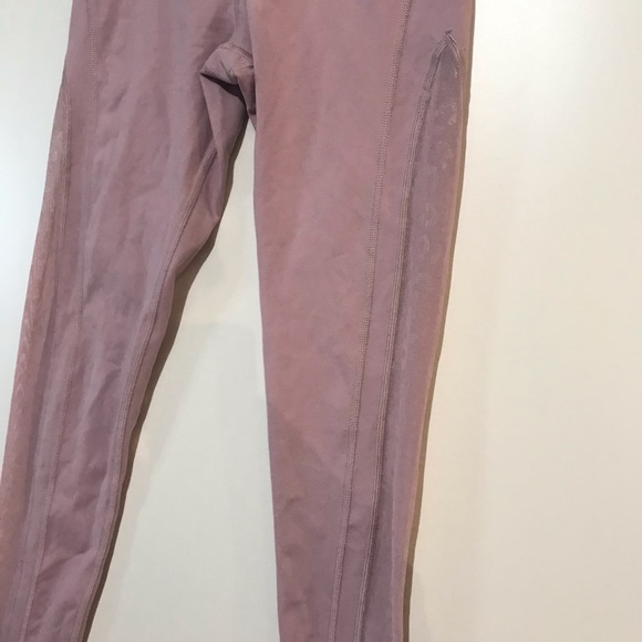 Victoria's Secret Knockout Legging Pink Medium - Picture 5 of 11
